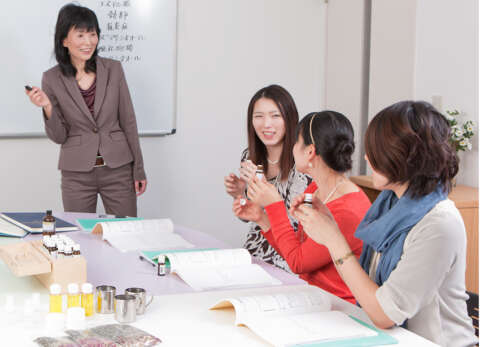 コミュニケーション力の高いアロマセラピストに.